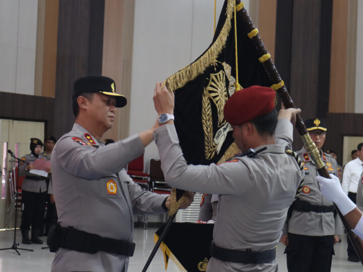 Jelang HUT Bhayangkara ke-80, Polda Kalteng Gelar Pencucian Pataka Manunggal Dharma Karya Jaya