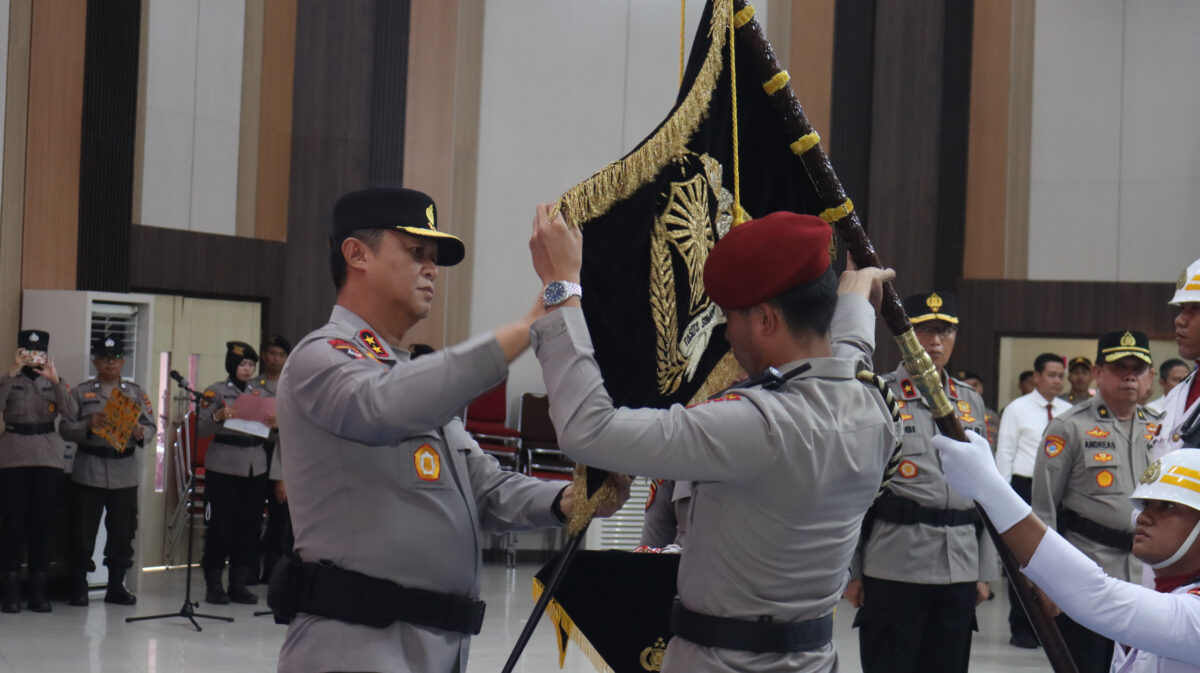 Jelang HUT Bhayangkara ke-80, Polda Kalteng Gelar Pencucian Pataka Manunggal Dharma Karya Jaya