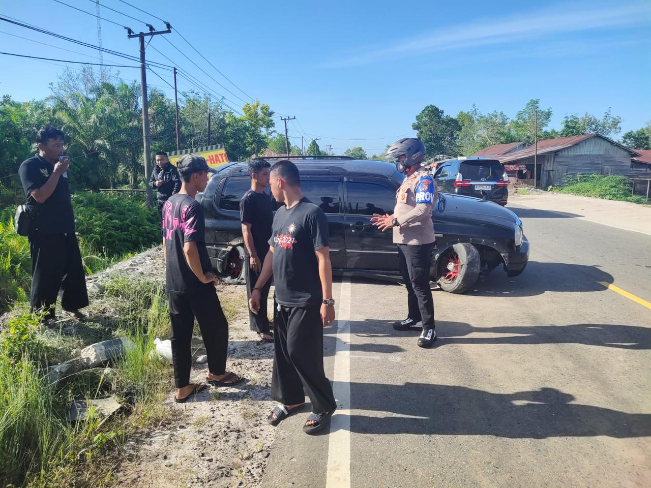 Respon Cepat Laporan Warga, Polsek Sabangau Cek Lokasi Kecelakaan di Jalan Mahir Mahar
