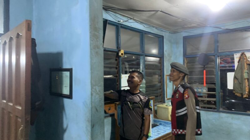 Personel Samapta Polresta Palangka Raya Sambangi Kantor PDAM saat Patroli Dialogis