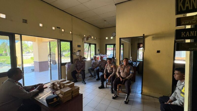 Usai Apel, Kapolsek Sabangau Pimpin Anev Kesatuan