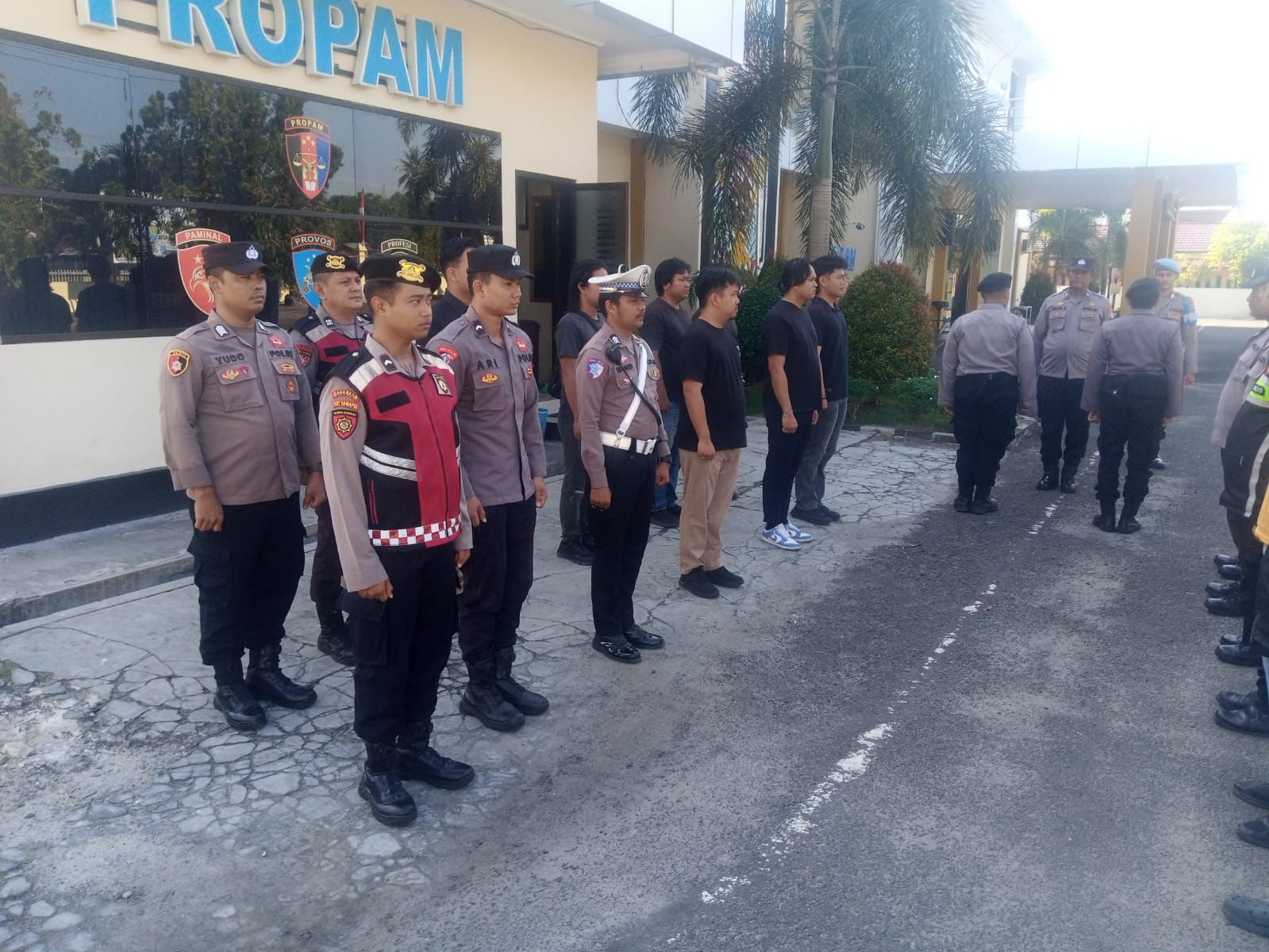 Cek Kesiapan, Pamapta I SPKT Polresta Palangka Raya Apel Serah Terima Dinas