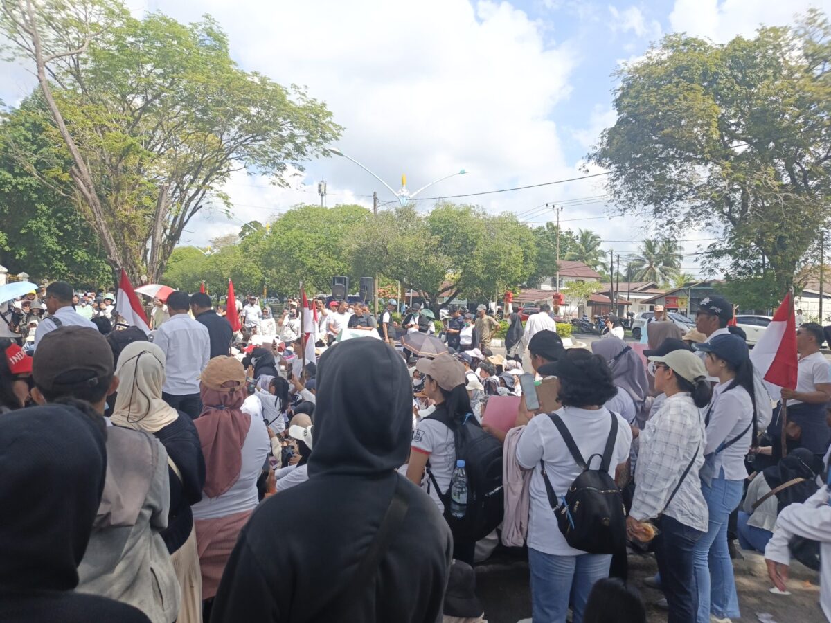 Dukung Program MBG Presiden Prabowo, Ratusan Warga di Palangka Raya Desak Evaluasi BGN dan Libatkan Mitra Dapur dalam Kebijakan