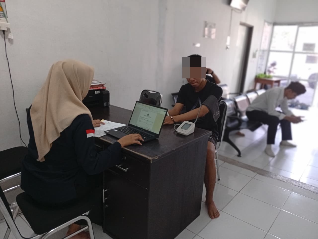 Sidokkes Polresta Palangka Raya Berikan Layanan Kesehatan bagi Personel, Tahanan dan Masyarakat