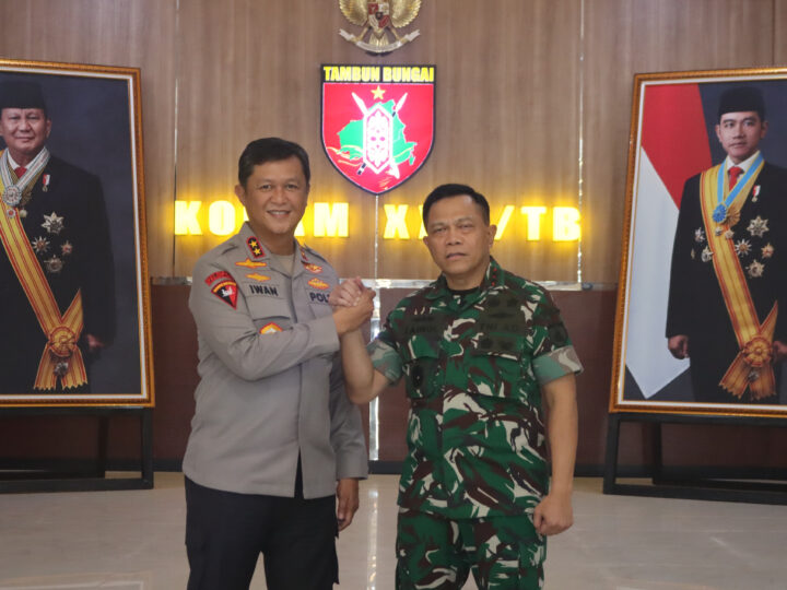 Kapolda Kalteng Perkuat Soliditas TNI-Polri Lewat Silaturahmi dengan Pangdam XXII Tambun Bungai
