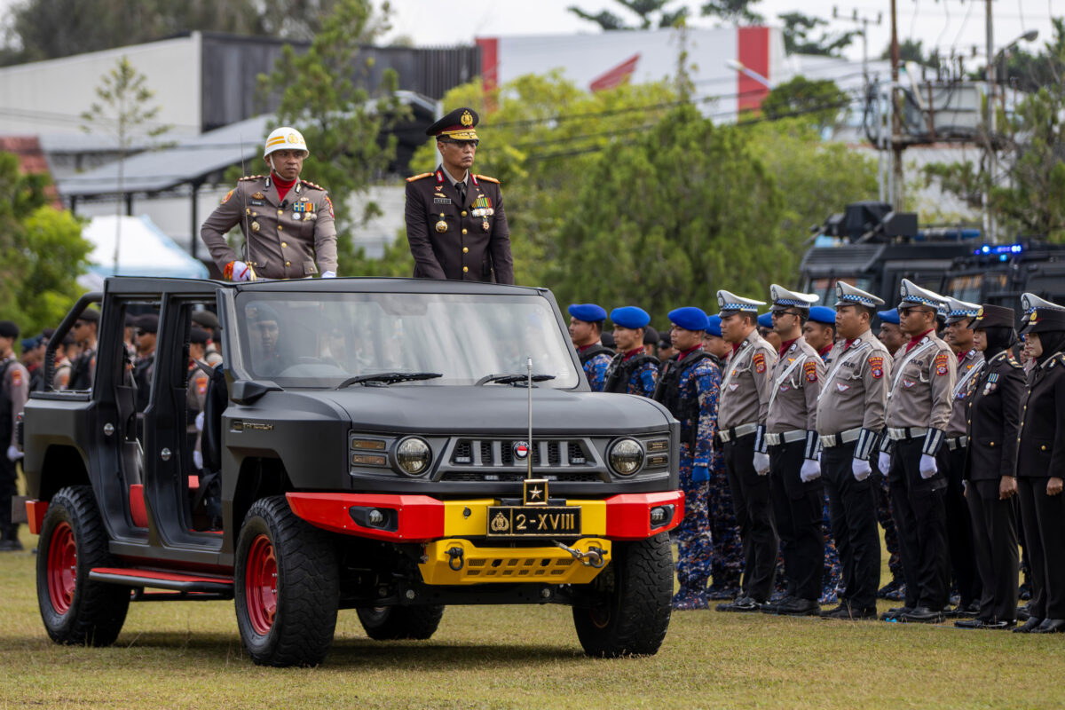 Upacara Hari Bhayangkara ke-80 di Polda Kalteng Berlangsung Khidmat, Dimeriahkan Tari Kolosal Nyiru