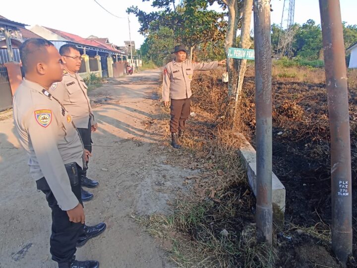 Polsek Pahandut Cek Hot Spot Karhutla pada Lahan Bekas Terbakar di Yos Sudarso III