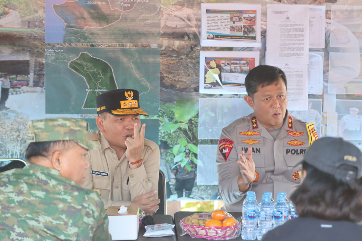 Kapolda dan Gubernur Kalteng Tinjau Posko Karhutla di Tumbang Nusa