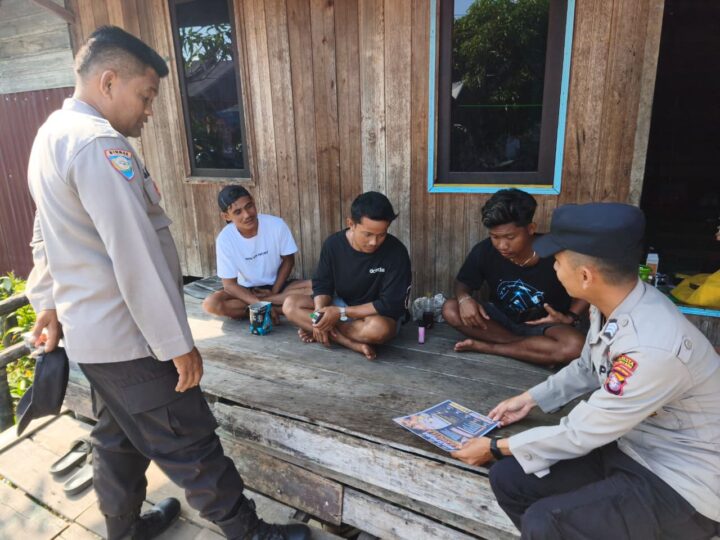 Bagikan Maklumat Kapolda Kalteng, Operasi Bina Karuna Telabang Ajak Warga Cegah Karhutla