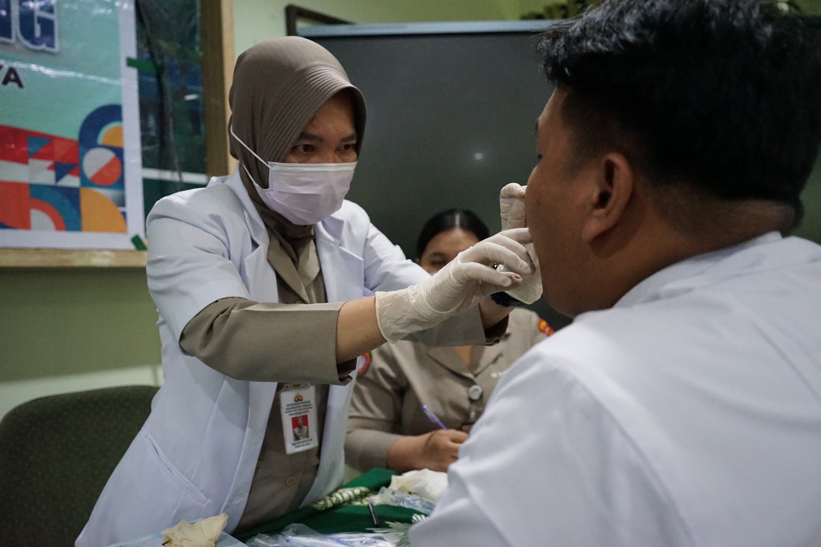 Pelayanan Kesehatan Hadir di Sekolah, Rumkit Bhayangkara Layani Pelajar SMA Muhammadiyah Palangka Raya
