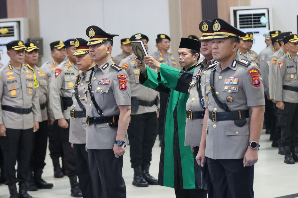 Kapolda Kalteng Pimpin Sertijab Irwasda, Karo SDM dan 2 Kapolres