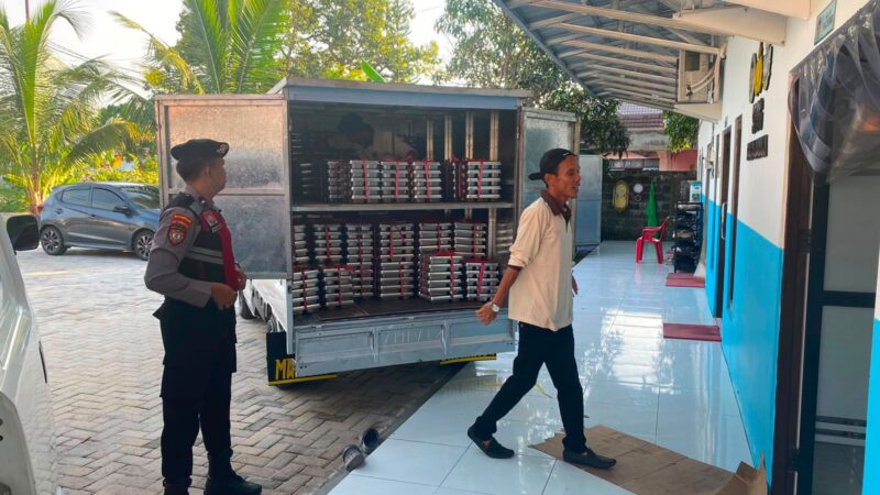 Pastikan Makanan Bergizi Tepat Sasaran, Samapta Polresta Palangka Raya Kawal MBG ke Sekolah