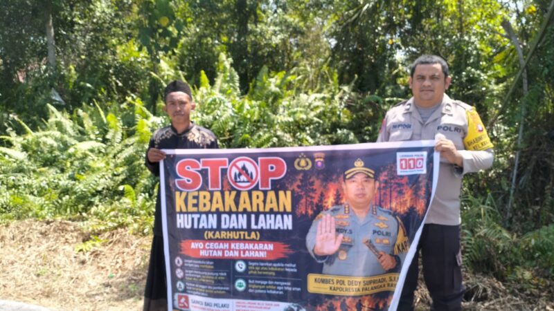 Sambang Dialogis, Polsek Bukit Batu Ajak Warga Cegah Karhutla Sejak Dini