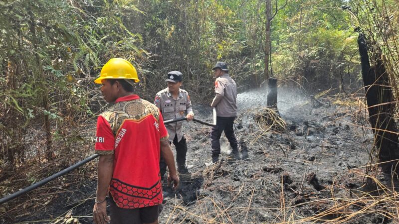 Temukan Titik Hotspot, Polsek Rakumpit Bergerak Cepat Lakukan Pemadaman