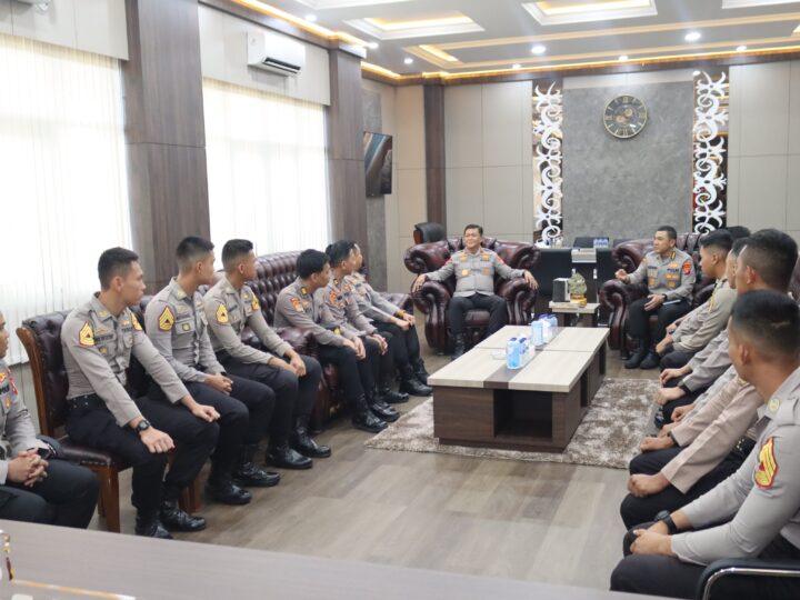 Silaturahmi Bersama Taruna Akpol, Kapolda Kalteng: Beri Manfaat Nyata dan Inspiratif Bagi Siswa di Sekolah Rakyat