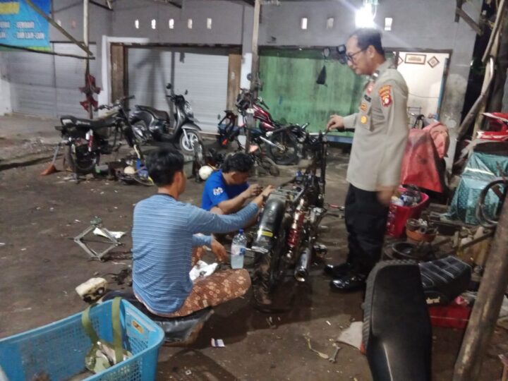 Kembali, Polsek Bukit Batu Datangi Bengkel Motor dan Jelaskan Larangan Knalpot Brong