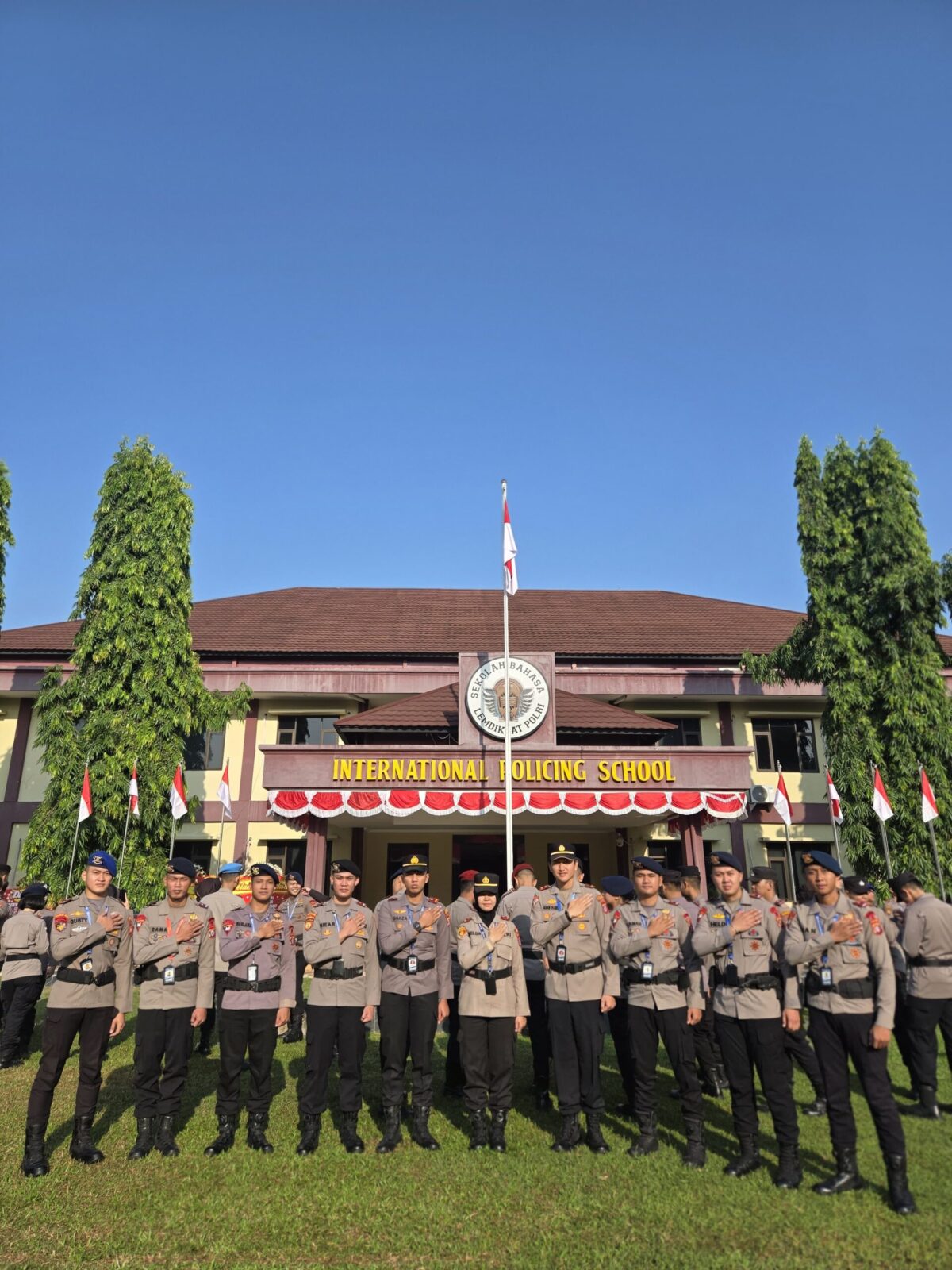 Personel Polda Kalteng Boyong Peringkat Teratas Dikbangspes Bahasa Asing Polri 2026
