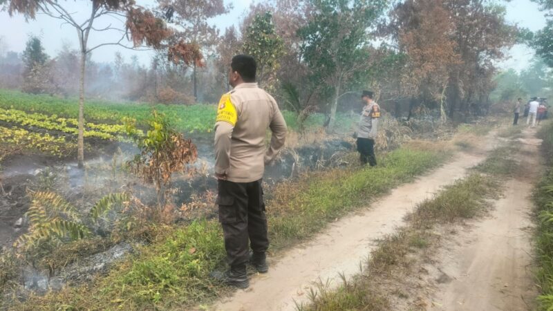 Cek Titik Hotspot, Polsek Bukit Batu Lakukan Pemadaman di Habaring Hurung
