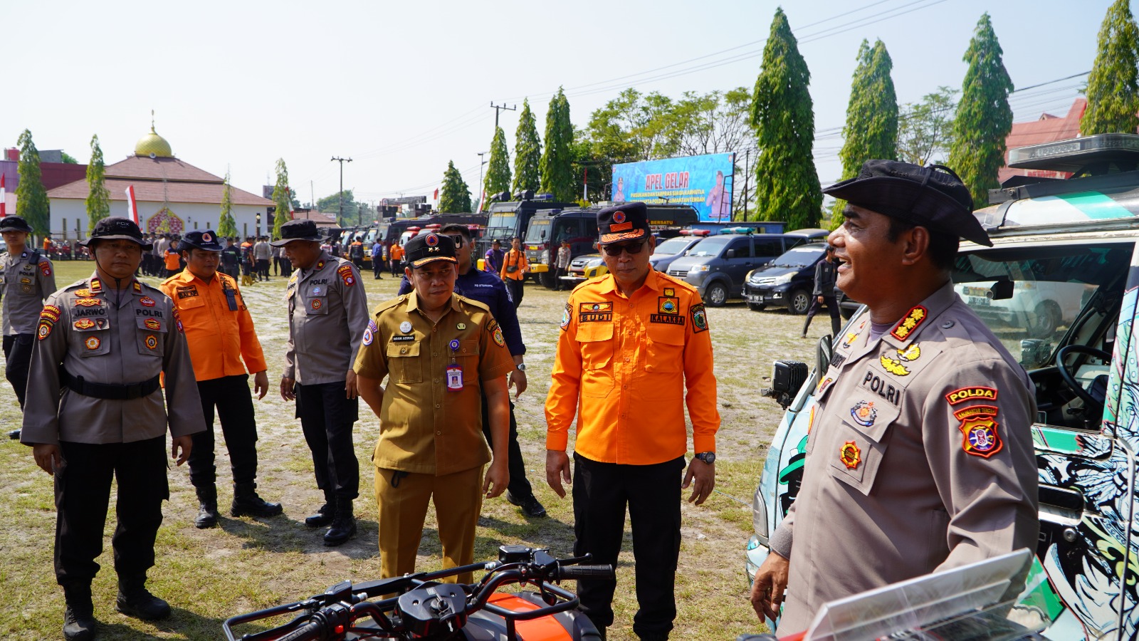 Sinergritas Hadapi Karhutla Polda Kalteng Melaksanakan Apel Siaga Karhutla Bersama Instansi Terkait.