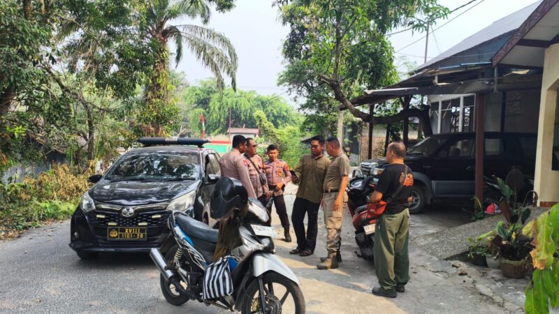 Respons Cepat Laporan Masyarakat, Polsek Bukit Batu Datangi Lokasi Kebakaran di TWA Bukit Tangkiling