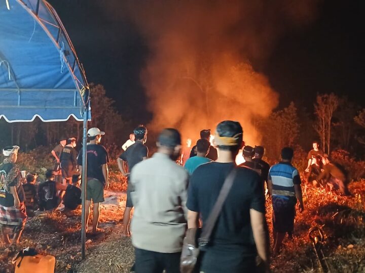 Antisipasi Karhutla, Polsek Bukit Batu Pantau Pelaksanaan Upacara Ngaben di Tangkiling