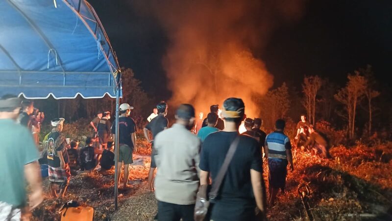Antisipasi Karhutla, Polsek Bukit Batu Pantau Pelaksanaan Upacara Ngaben di Tangkiling
