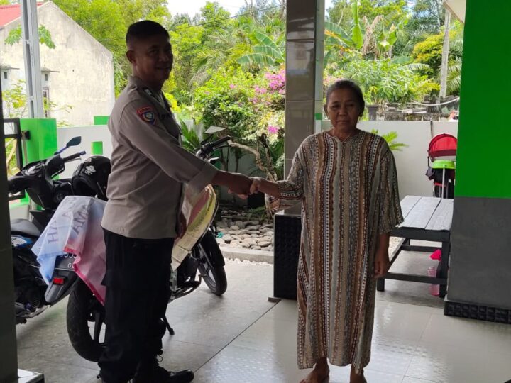 Sambangi Warganya, Polsek Sabangau Ajak Jaga Kondusivitas di Sabaru