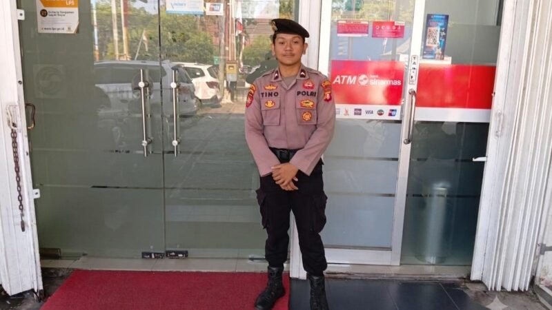 Jaga Keamanan di Perbankan, Satpamobvit Polresta Palangka Raya Hadir Beri Rasa Aman bagi Nasabah
