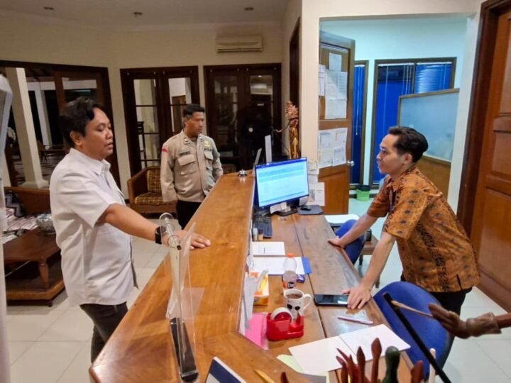 Berikan Rasa Aman, Patroli Polsek Bukit Batu Sambangi Resepsionis Rungan Sari Subud