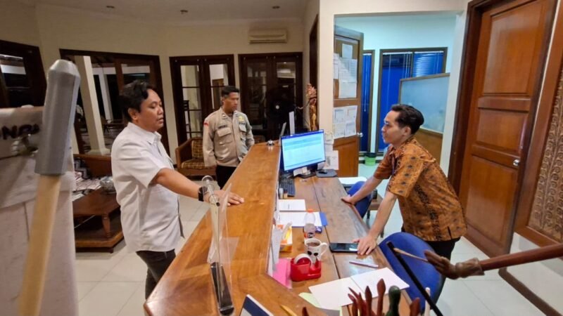 Berikan Rasa Aman, Patroli Polsek Bukit Batu Sambangi Resepsionis Rungan Sari Subud