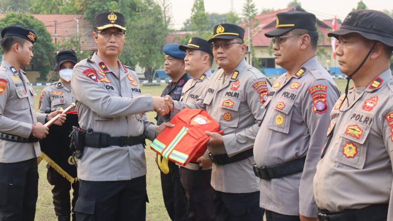 Terima 48 Personel BKO dan Bantuan Sarpras dari Kapolri, Polda Kalteng Perkuat Penanganan Karhutla