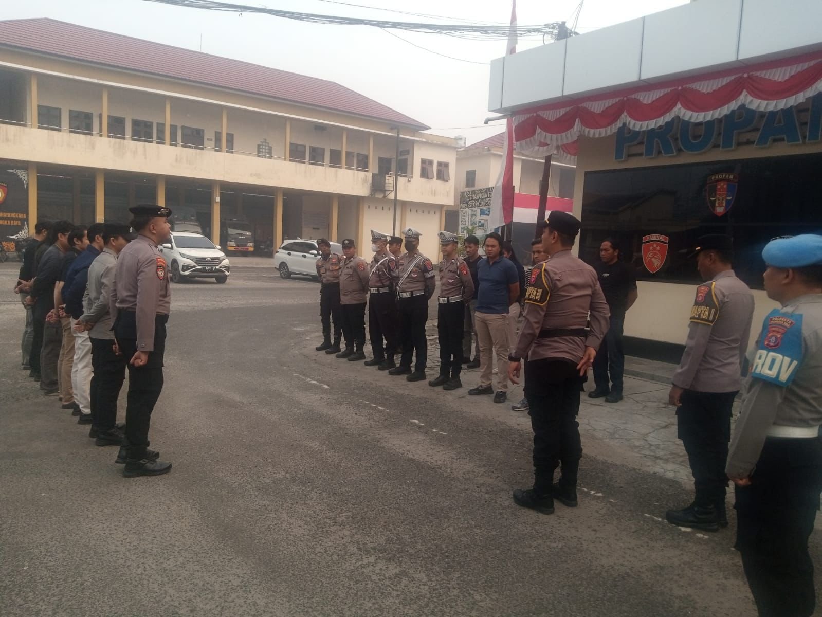 Dukung Pergantian Piket Berjalan Lancar, Pamapta II SPKT Pimpin Apel Serah Terima