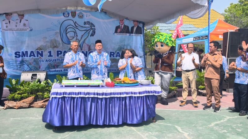 Dari Sekolah untuk Bumi Indonesia”: SMAN 1 Palangka Raya Rayakan Usia ke-67 dengan Karya Nyata