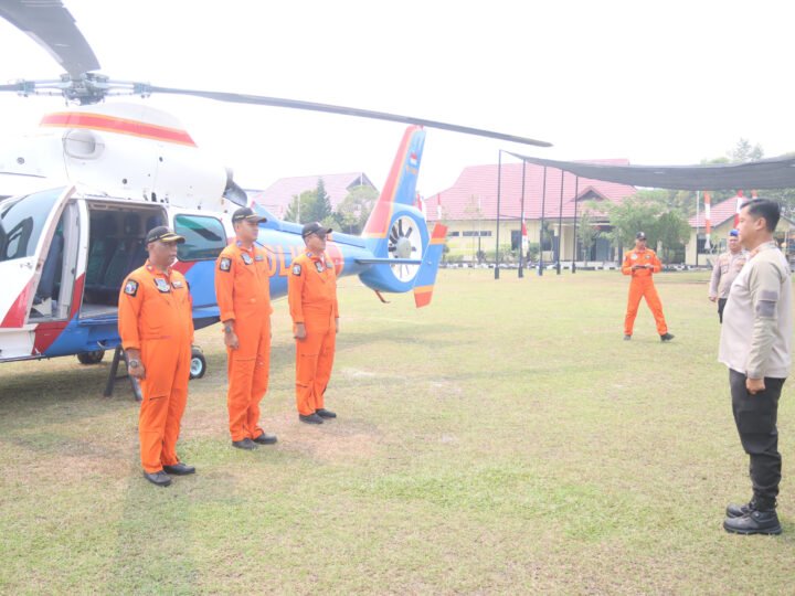 Percepat Tangani Karhutla, Kapolda Kalteng Kerahkan Satgas Pemburu Api ke Titik Kebakaran