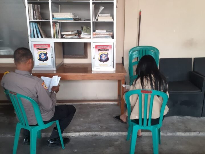 Untuk Tingkatkan Literasi Masyarakat, Bhabinkamtibmas Panarung Hadirkan Program Bajaka Presisi