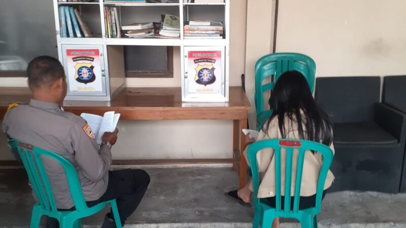 Untuk Tingkatkan Literasi Masyarakat, Bhabinkamtibmas Panarung Hadirkan Program Bajaka Presisi
