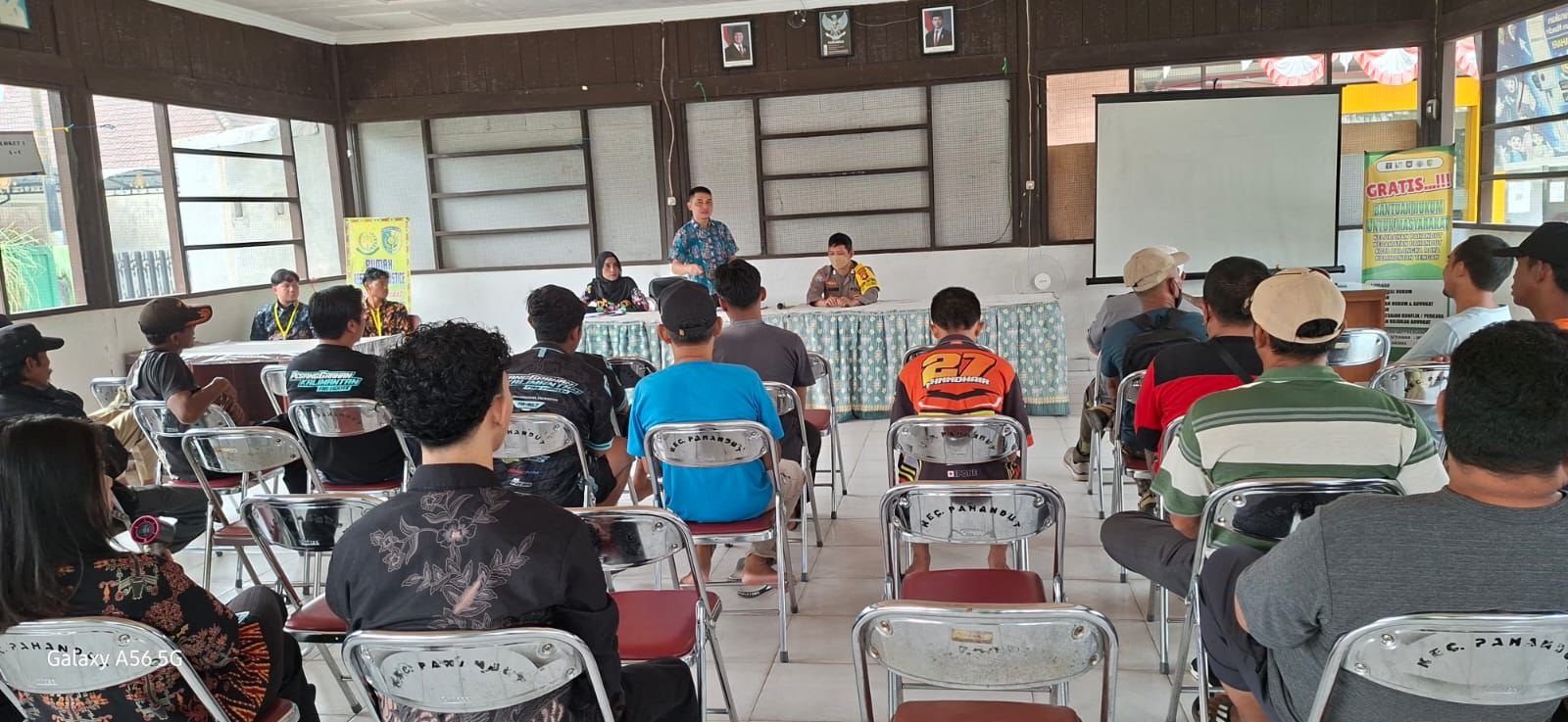 Perkuat Kesiapsiagaan, Polsek Pahandut Hadiri Pembentukan Posko Karhutla Tingkat Kelurahan