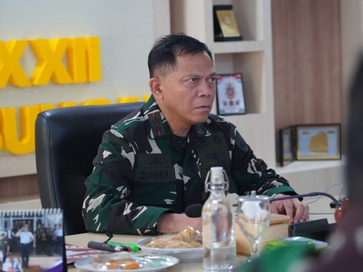 Pangdam Xxii/Tb Ikuti Video Conference Evaluasi Kasad