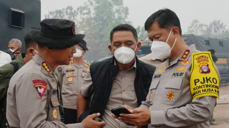 Atasi Karhutla di Lahan Gambut, Kapolda Kalteng Gunakan X-Fire untuk Percepat Pemadaman