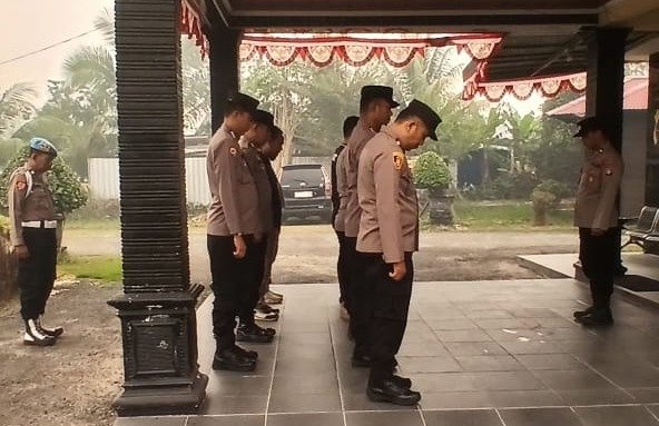Saat Amanat di Mako, Kapolsek Rakumpit Imbau Personel Terus Jaga Soliditas dalam Mitigasi Karhutla