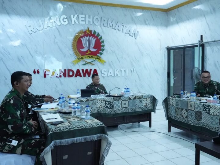 Pangdam XXII/Tambun Bungai Ikuti Vidcon Karya Bakti TNI AD Untuk Rakyat Pimpinan Kasad