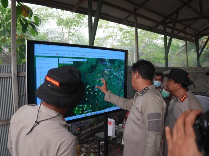 Cek Karhutla di Km 17 Hingga 23 Palangka Raya, Kapolda Kalteng Optimalkan Penambahan Sumur Bor Permudah Pemadaman