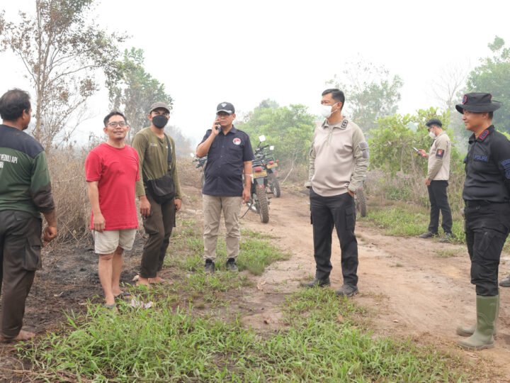 Cegah Karhutla Meluas, Kapolda Kalteng Sisir dan Pantau Pemadaman