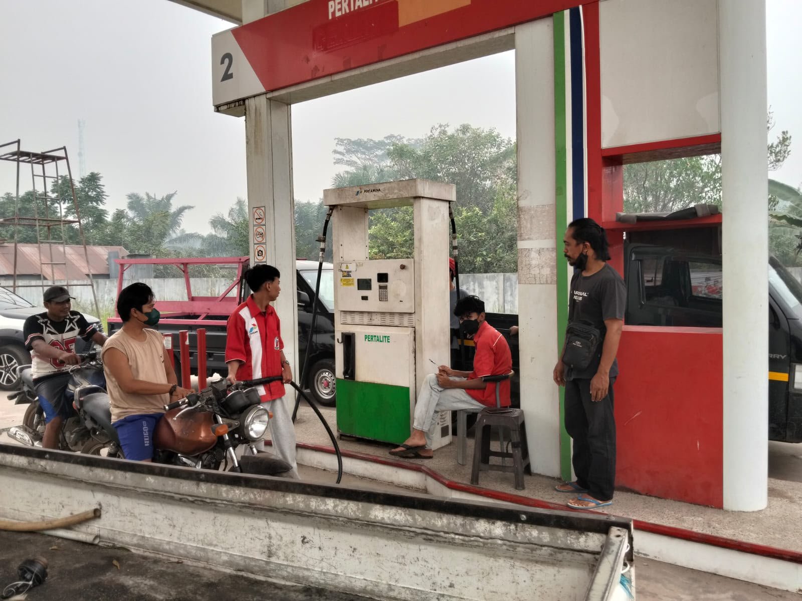 Pantau Stok BBM, Polsek Rakumpit Polresta Palangka Raya Cek Kondisi APMS Takaras Kota