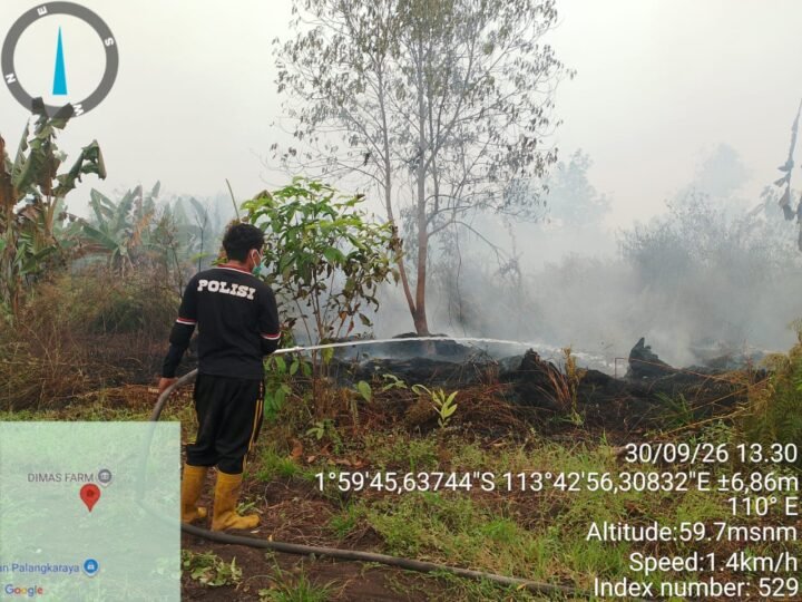 Satgas Polresta Palangka Raya Padamkan Karhutla Seluas 2 Hektare di Wilayah Banturung
