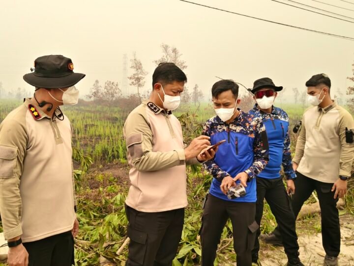 Kapolda Kalteng Turun Langsung Cek Penanganan Karhutla di Tanjung Taruna, Pastikan Berjalan Optimal