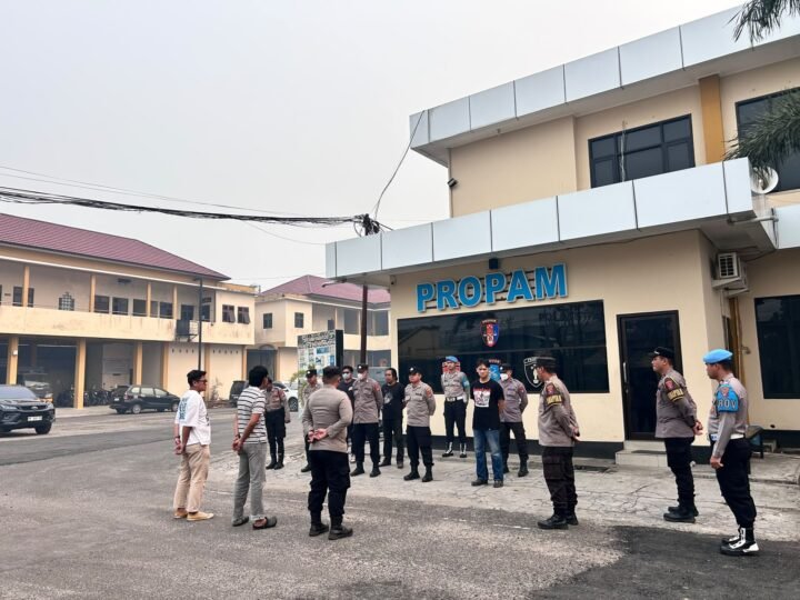 Sebelum Pelayanan, Pamapta III SPKT dan Piket Fungsi Polresta Palangka Raya Apel Bersama