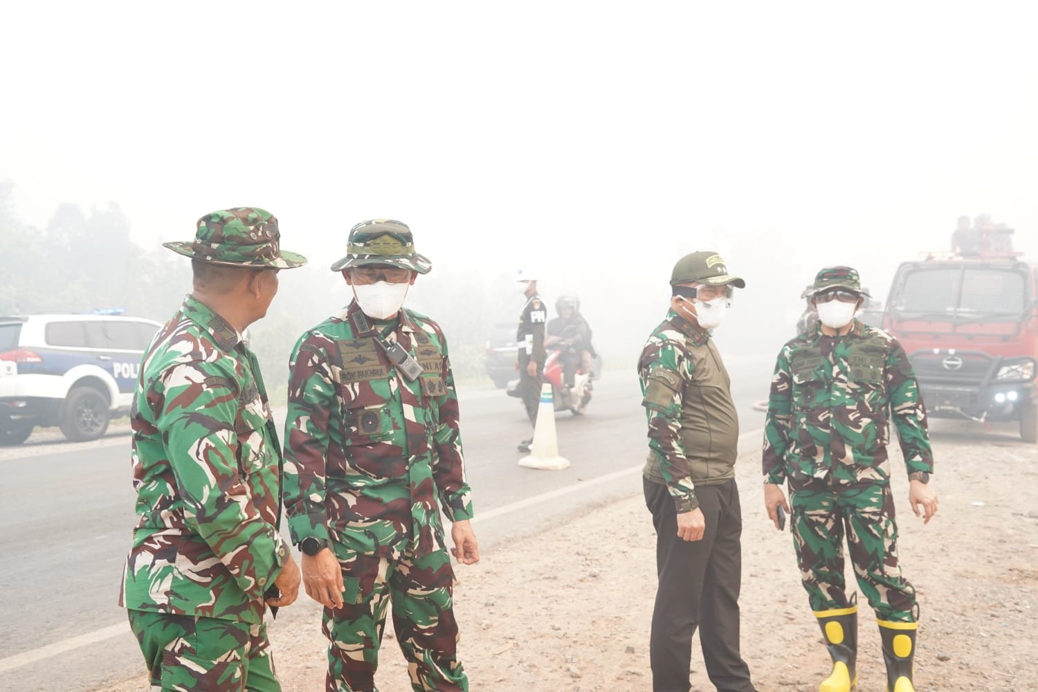 Pangdam XXII/Tambun Bungai Pimpin Langsung Evaluasi Taktis Karhutla Sambang Lihum: Terapkan Metode Pembalikan Tanah Gambut