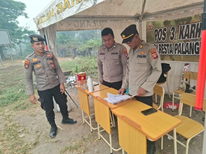 Patroli Dialogis, Polsek Pahandut Sampaikan Pesan Kamtibmas di Pelabuhan Rambang