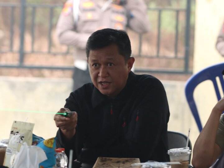 Kapolda Kalteng Tegaskan Pengoptimalan Penyekatan Api, Cegah Meluasnya Karhutla di Banturung